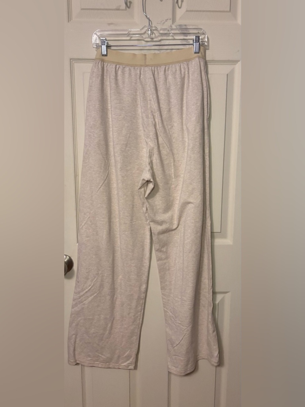 Skims Loose Boyfriend Pants - Picture 6 of 8